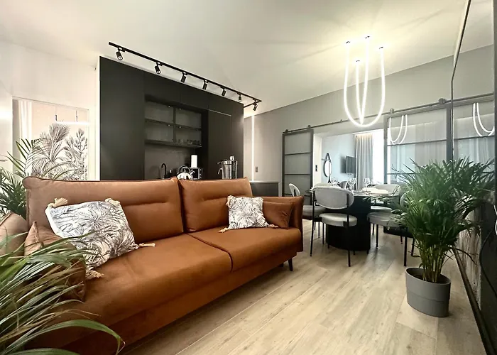 Szewska Apartment ~ 200M Main Square ~ Self Check-In 20H