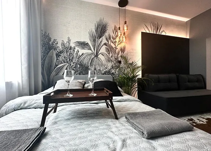 Szewska Apartment ~ 200M Main Square ~ Self Check-In 20H