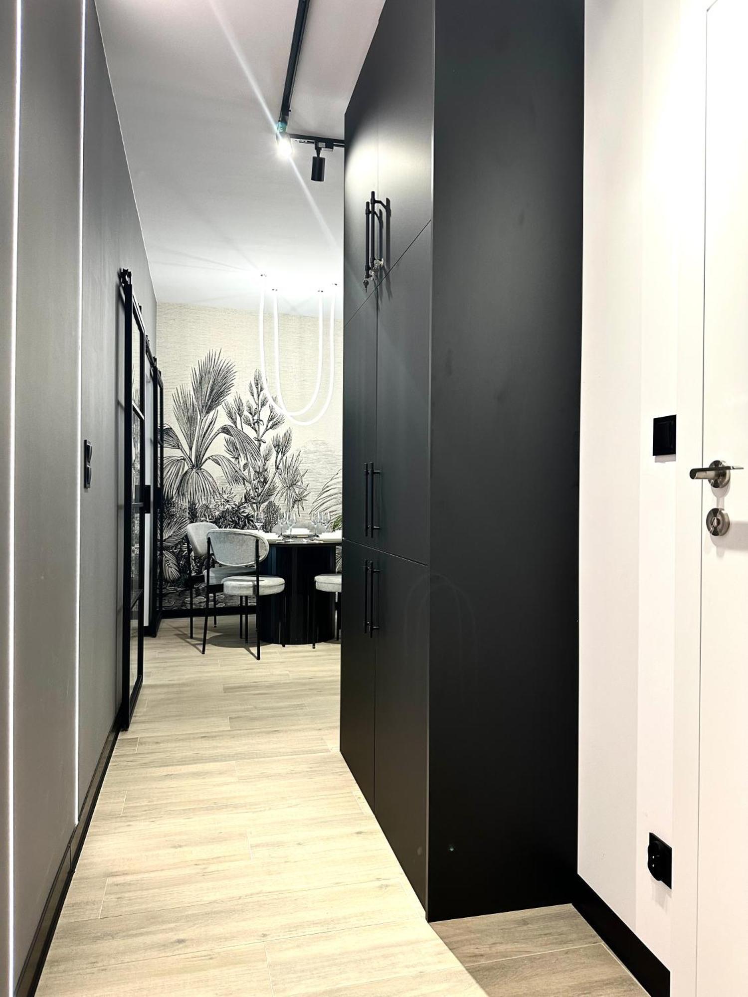 Apartment Szewska ~ 200m Main Square ~ Self Check-in 20h